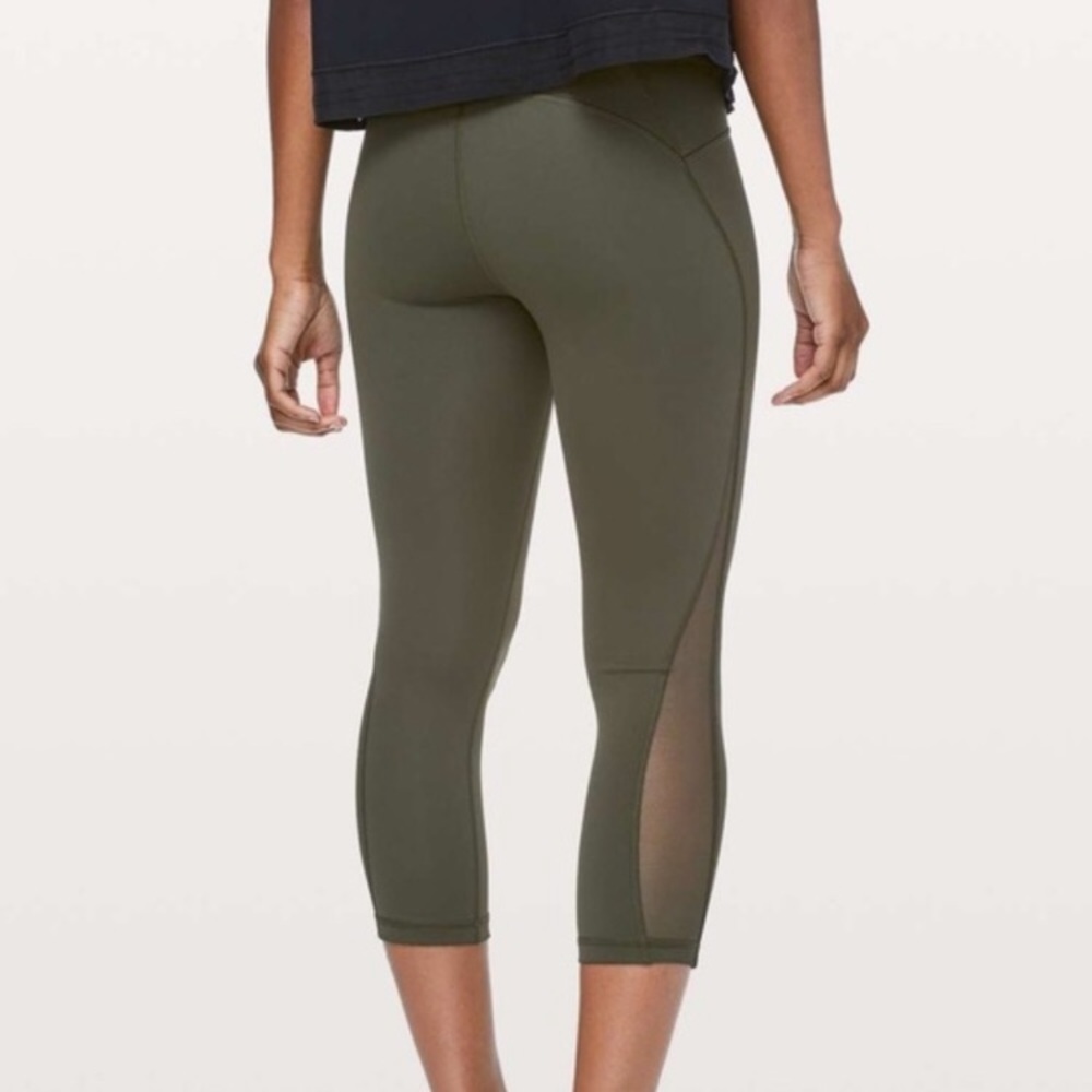 Lululemon crop leggings